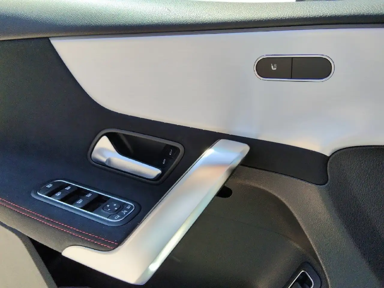 Mercedes-Benz A-Class 2026 — фото 14