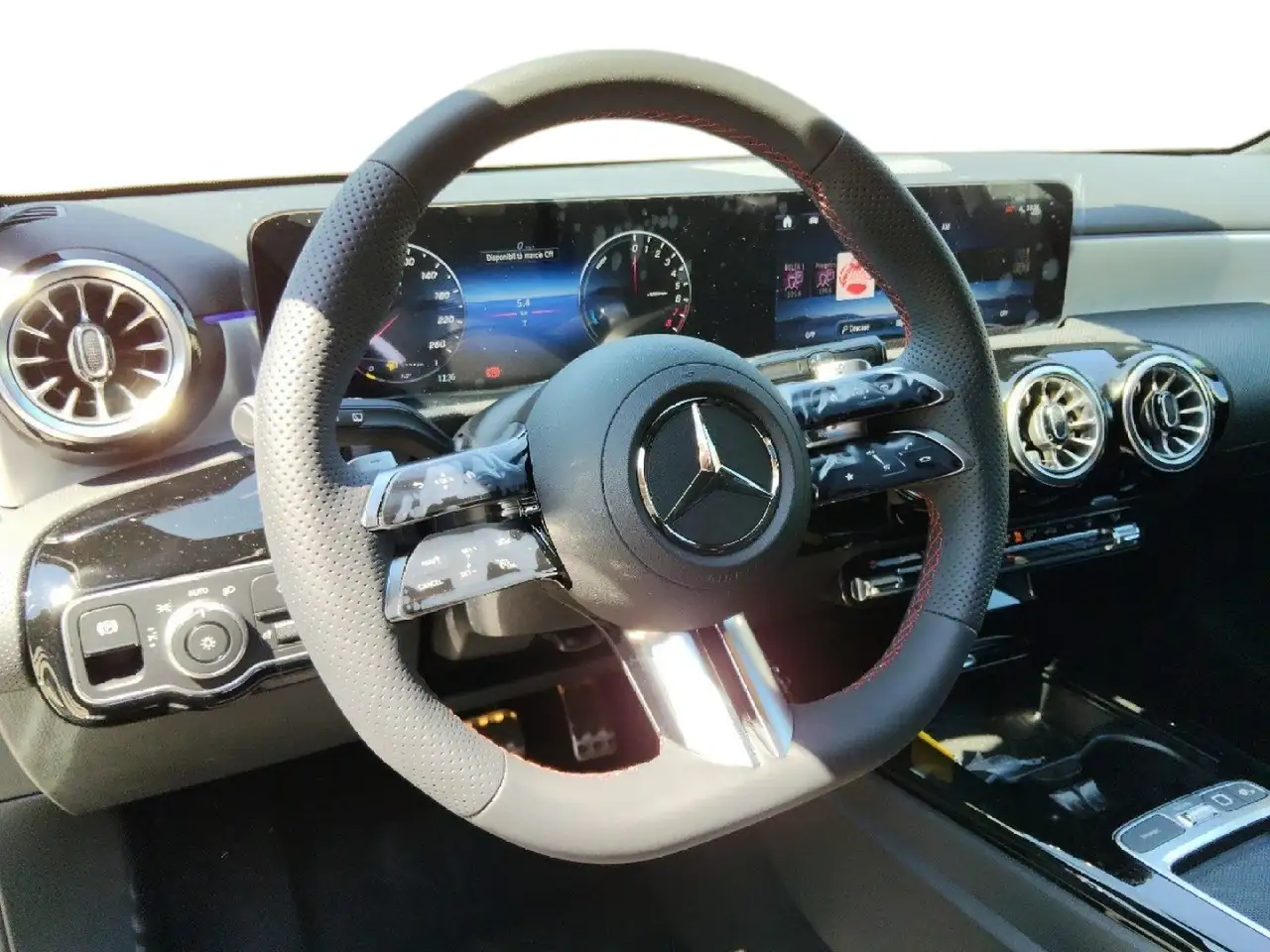 Mercedes-Benz A-Class 2026 — фото 11