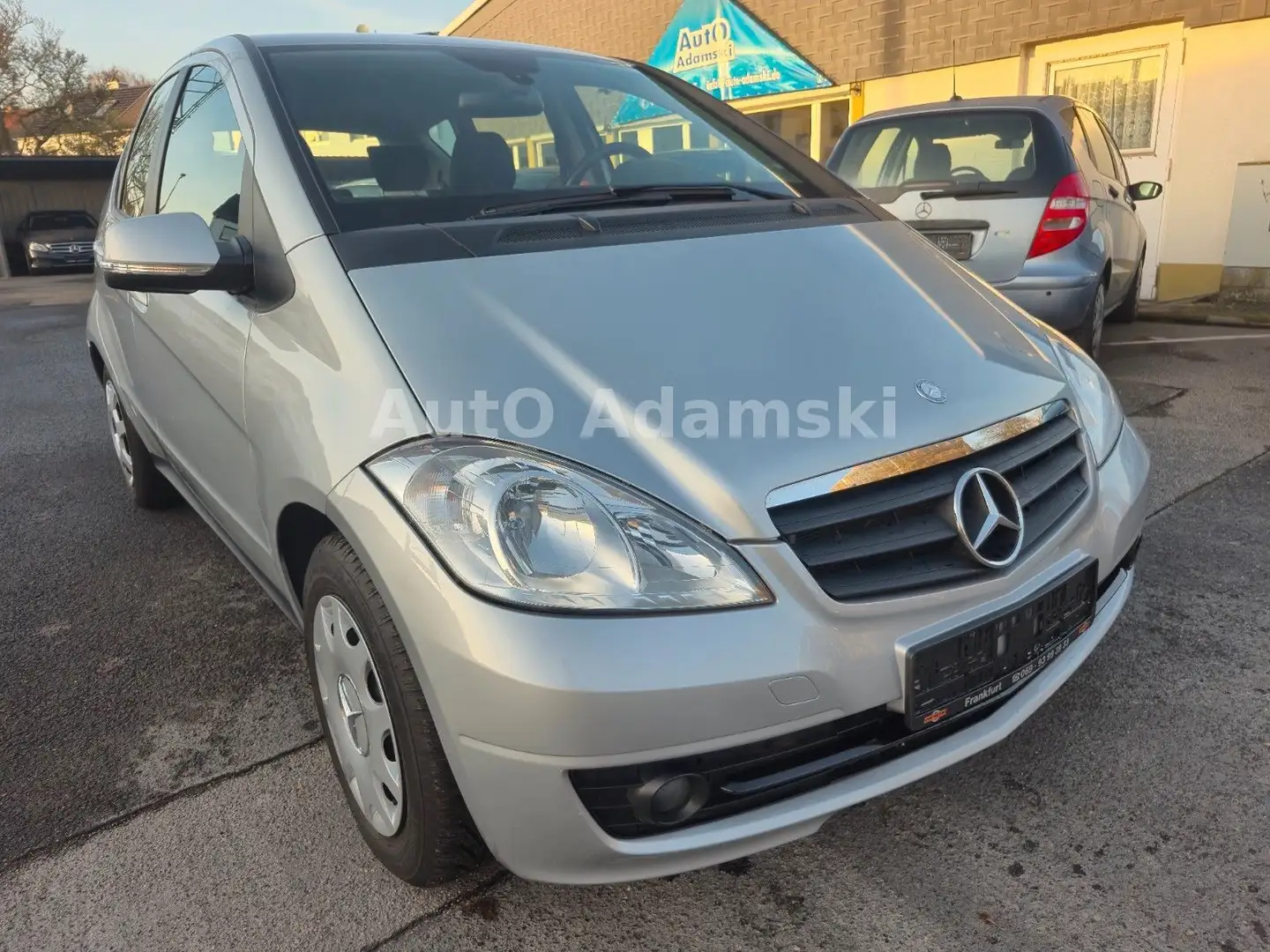 Mercedes-Benz A 160 Autotronic Classic 2.Hand 98tkm WR Argento - 2