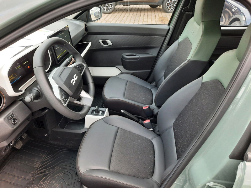 Dacia Spring Electric Extreme 65 Navi CCS PDC v Kamera — photo 8