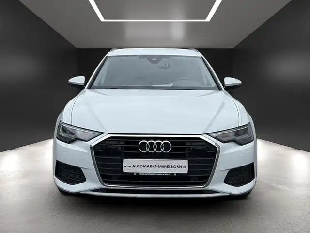 Audi A6 view 9