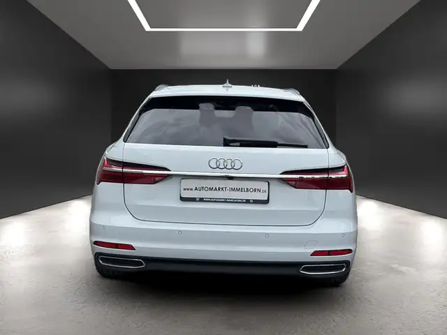 Audi A6 view 10