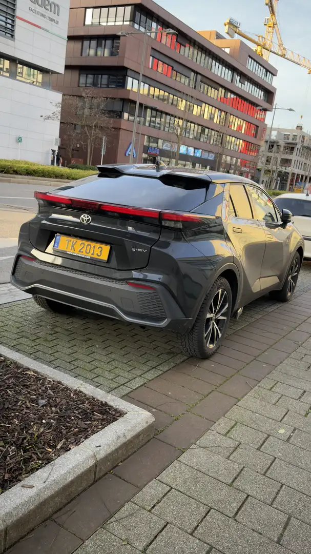 Toyota C-HR 2.0 hev Lounge - 2
