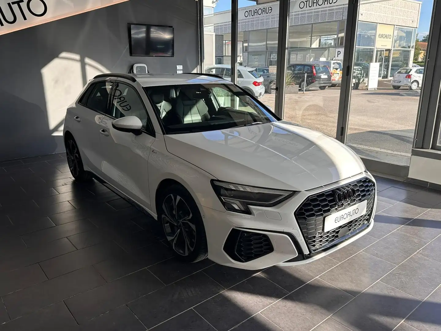 Audi A3 A3 Sportback 30 2.0 tdi S line edition s-tronic Blanc - 2