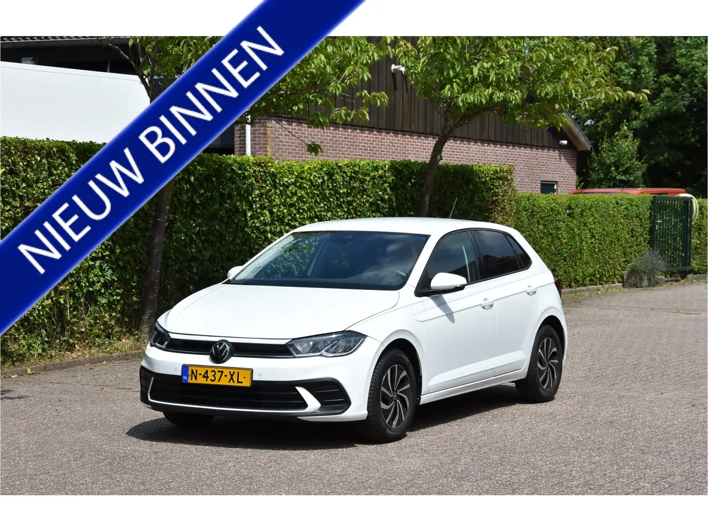 Volkswagen Polo 1.0 TSI 96 PK Life Fabrieksgarantie Parkeersensore Wit - 1