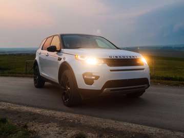 HSE Luxury | 7 Passenger | Two Sets Wheels | Pano