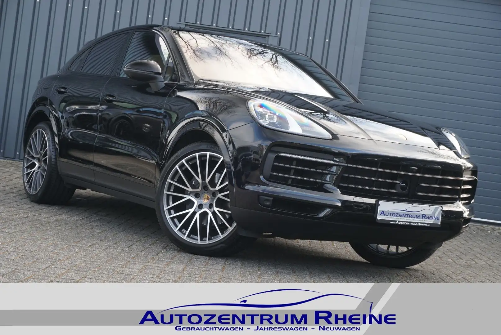 Porsche Cayenne Coupé Platinum CHRONO PANO HUD 360° BOSE Schwarz - 1