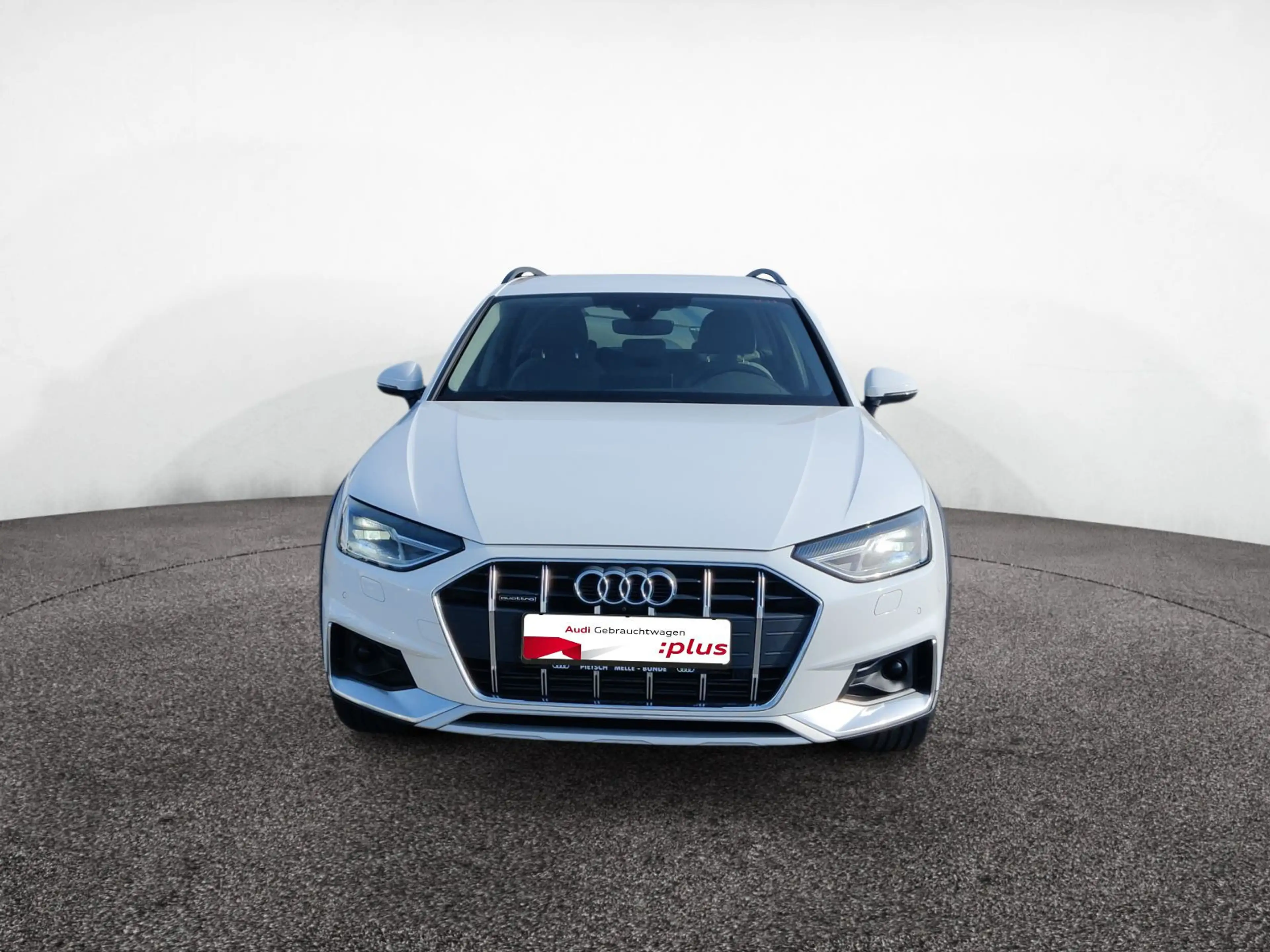 Audi A4 allroad A4 allroad 45 TFSI quattro S-tronic — photo 10
