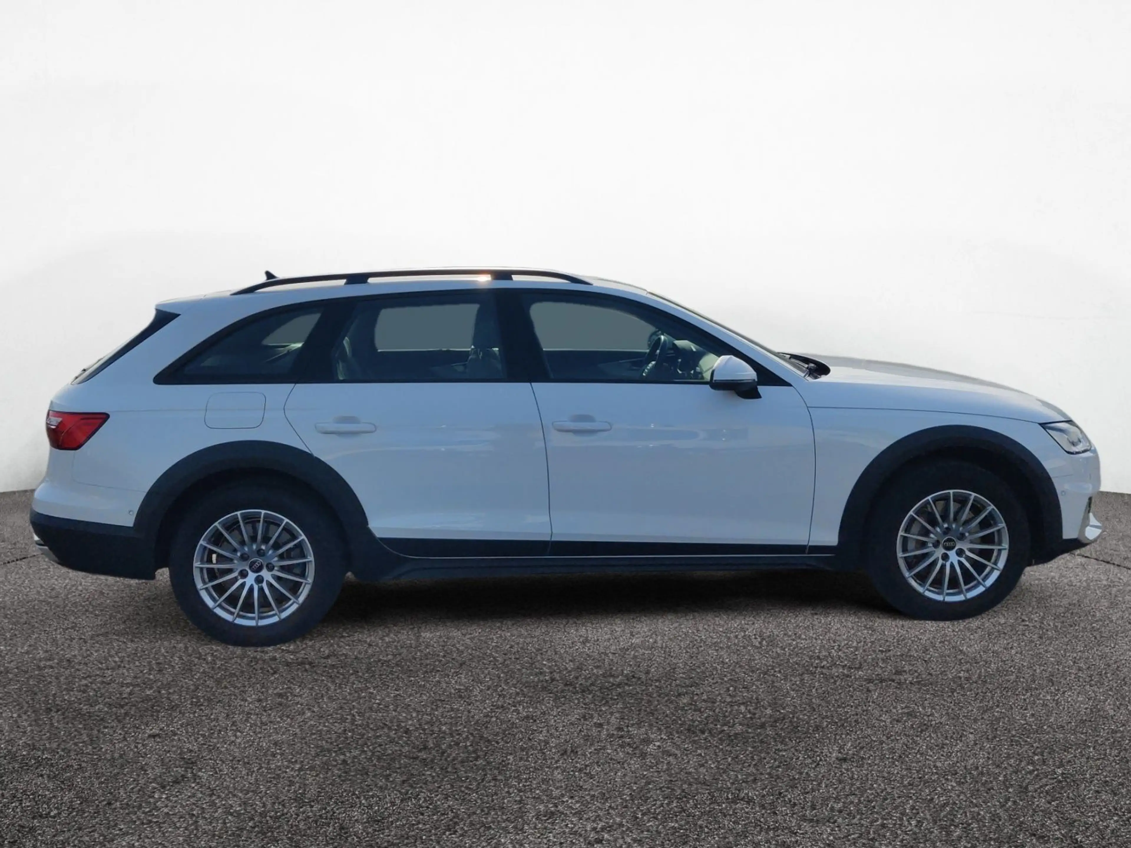 Audi A4 allroad A4 allroad 45 TFSI quattro S-tronic — photo 8