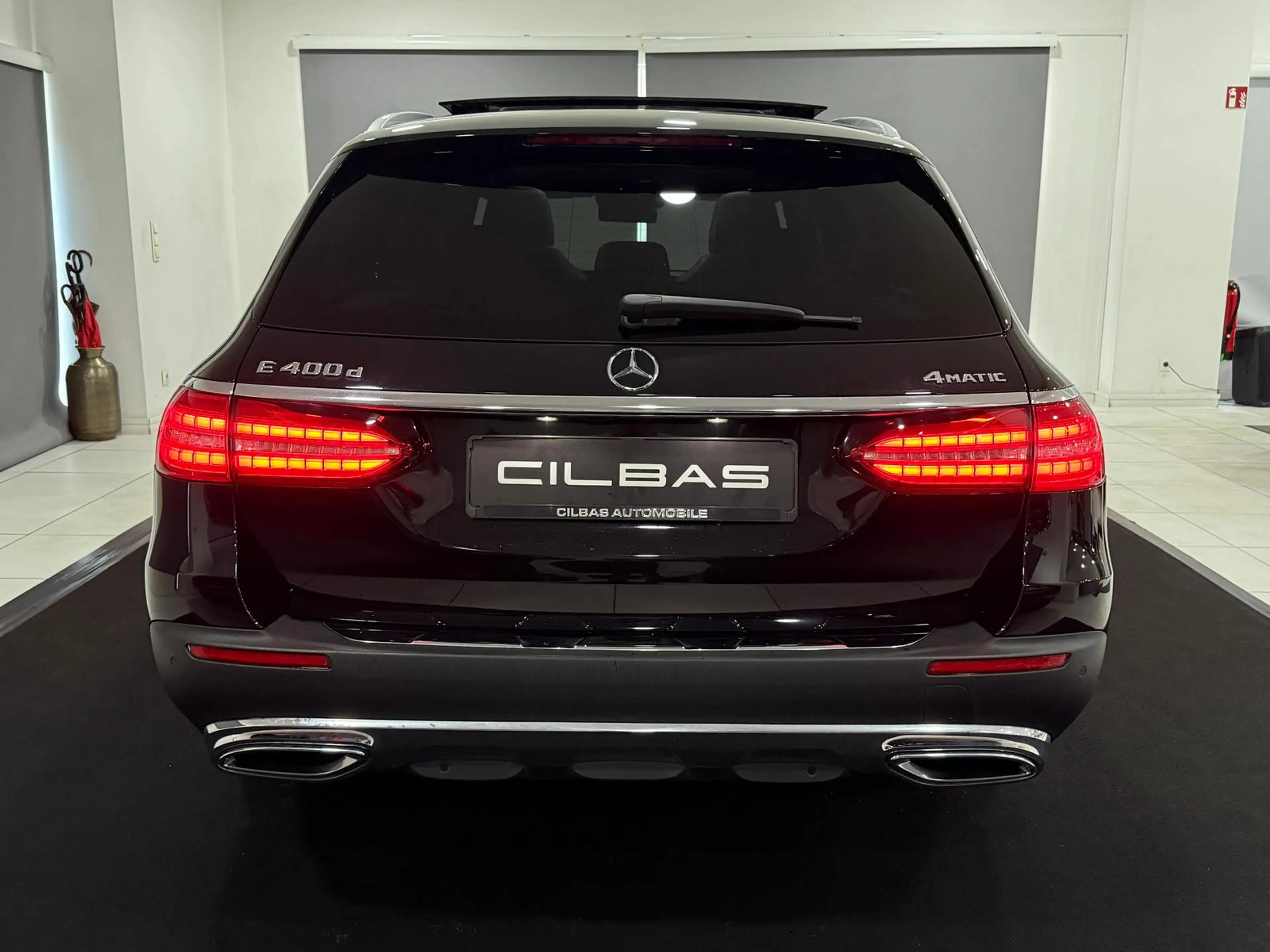 Mercedes-Benz E 400 d 4M All-Terrain *PANO*AHK*AIR*DIST*WIDE* — photo 9