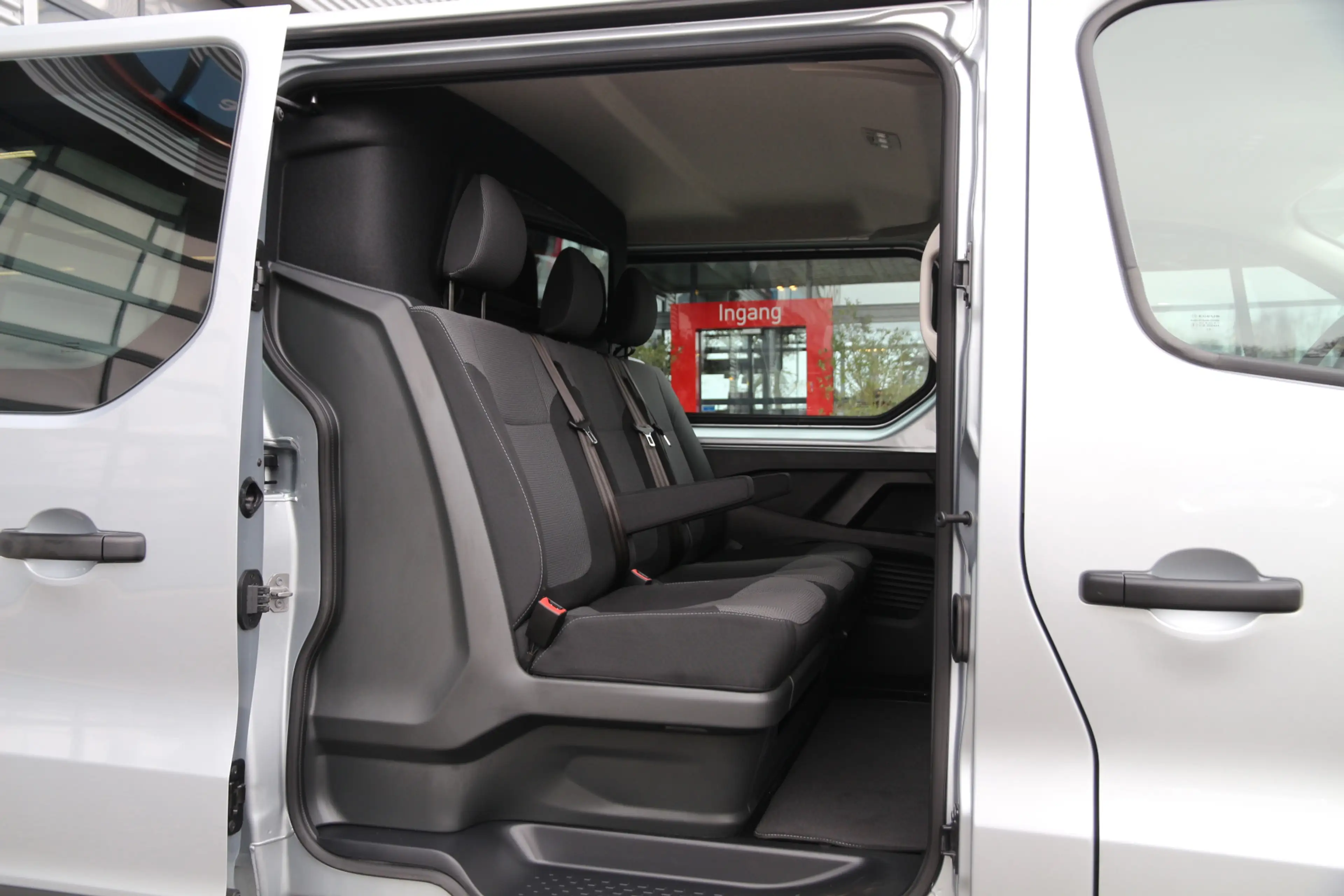 Renault Trafic 2.0 DCI 150 | Aut. | DC | L2H1 | Navi | Cruise | A — photo 18