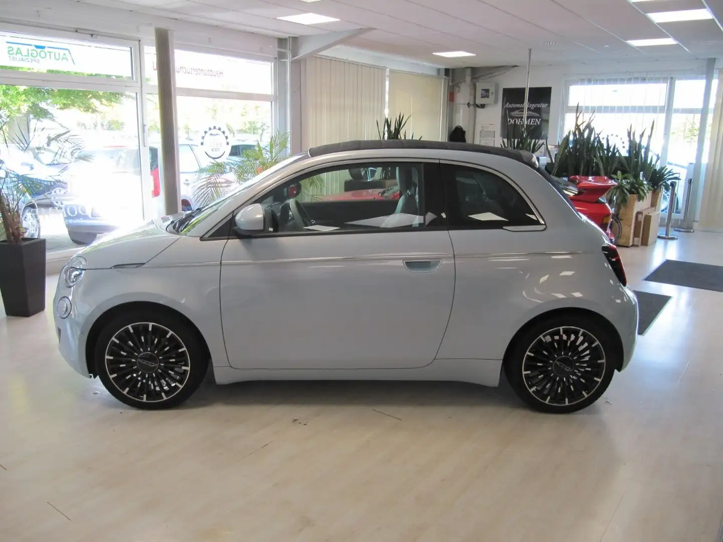 Fiat 500e 500 e La Prima  8fach auf Alu Bleu - 2