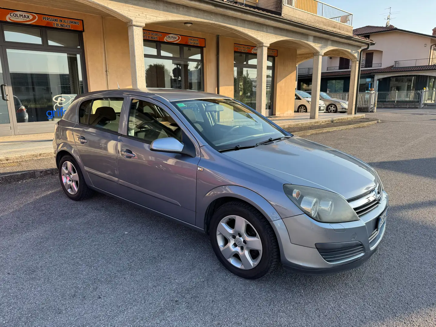 Opel Astra Astra 5p 1.3 cdti Club 90cv 6m Grigio - 2
