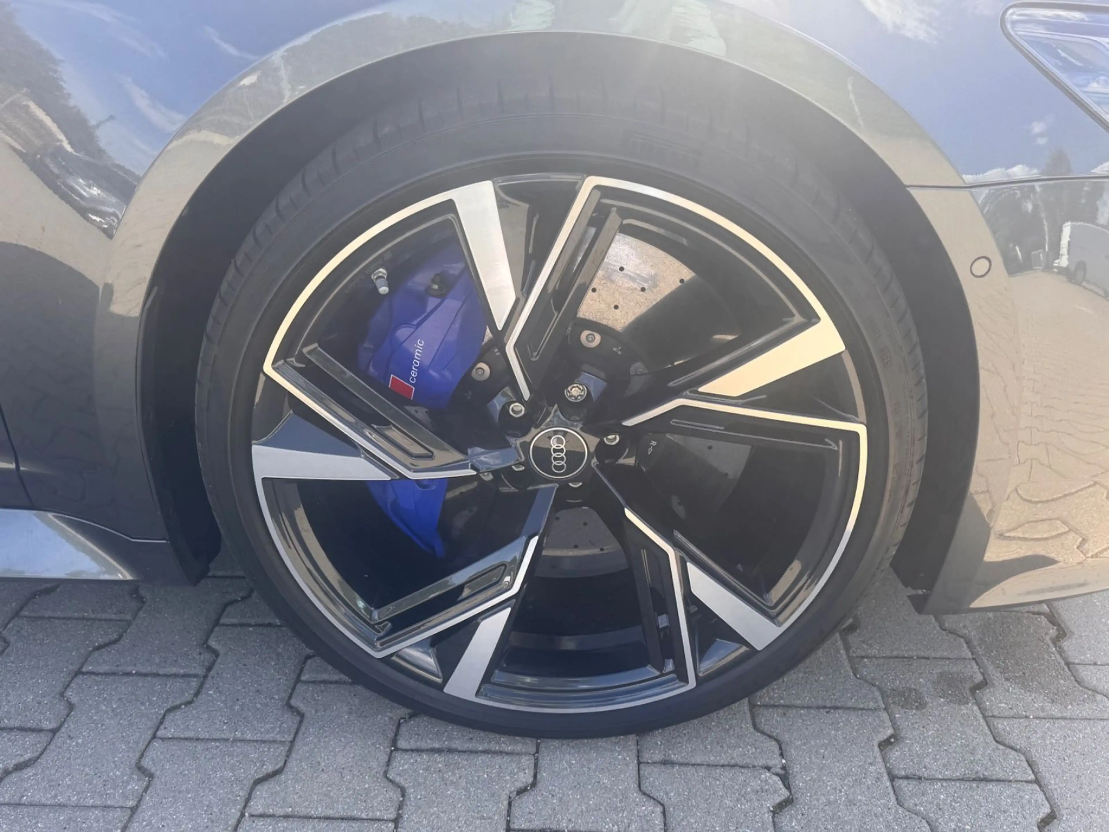 Audi RS6 Keramik PANORAMA STANDHEIZUNG 22-ZOLL — photo 13