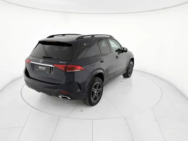 Mercedes-Benz Gle view 3