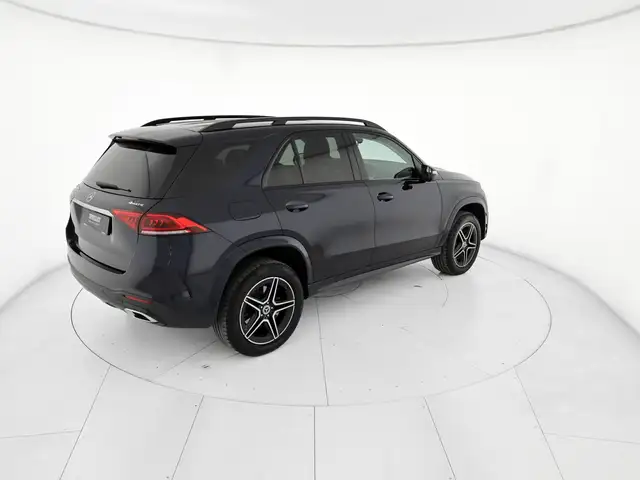 Mercedes-Benz Gle view 4