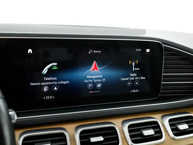 Mercedes-Benz Gle view 13