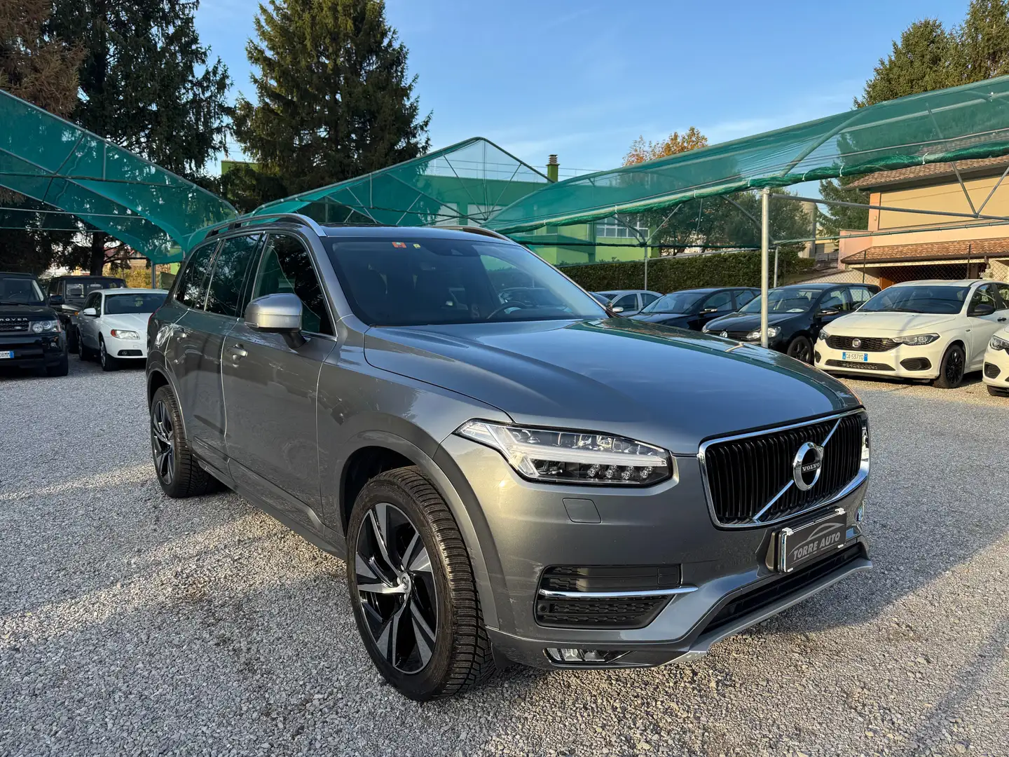 Volvo XC90 2.0 D5 AWD 7POSTI BUSINESS PLUS GEARTRONIC Grijs - 1