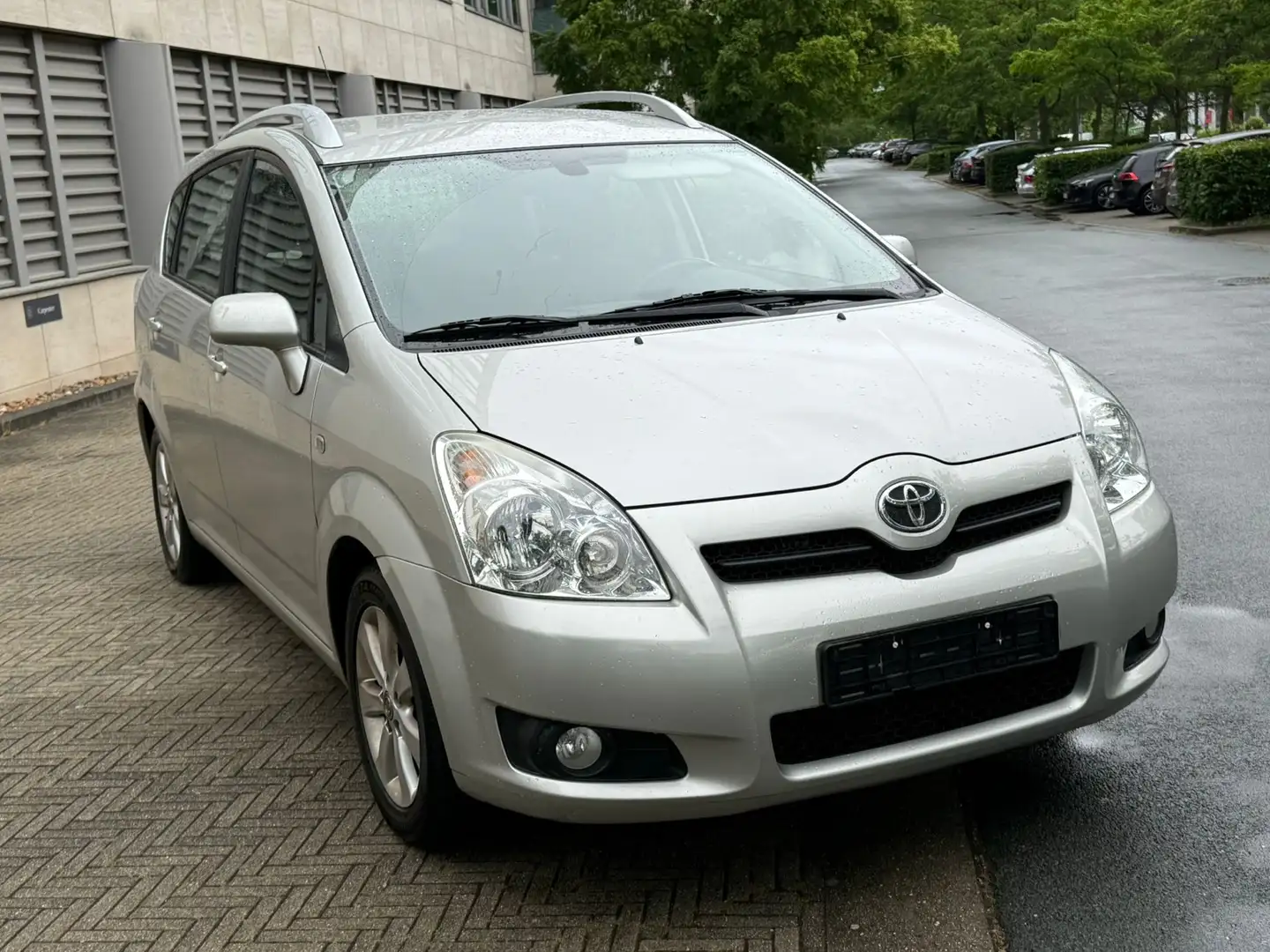 Toyota Verso 1.6 essence 128000km état top - 2
