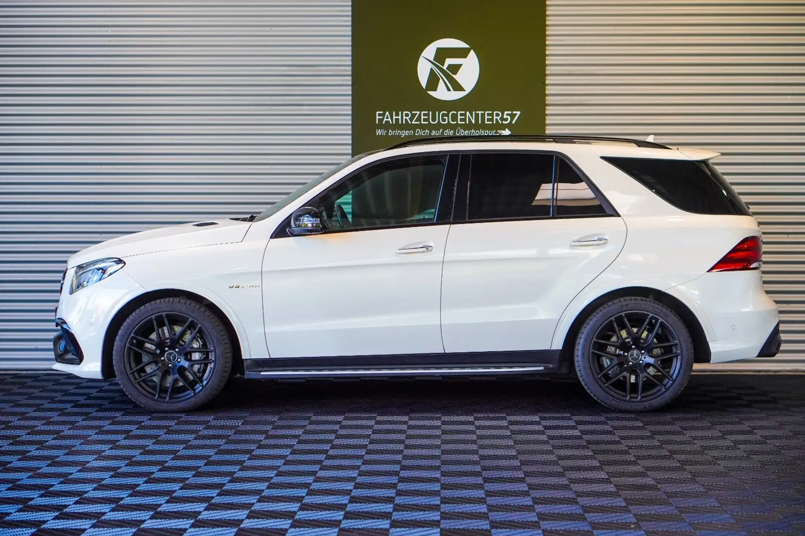 Mercedes-Benz GLE 63 AMG 4MATIC/H&K/PANO/DISTRONIC PLUS/360° Alb - 2