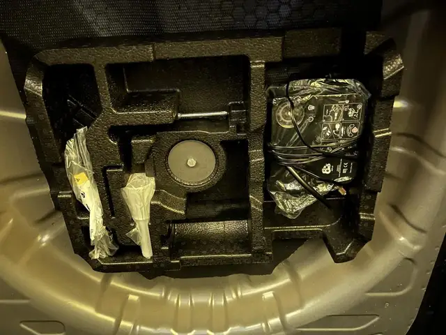 Jeep Compass view 15