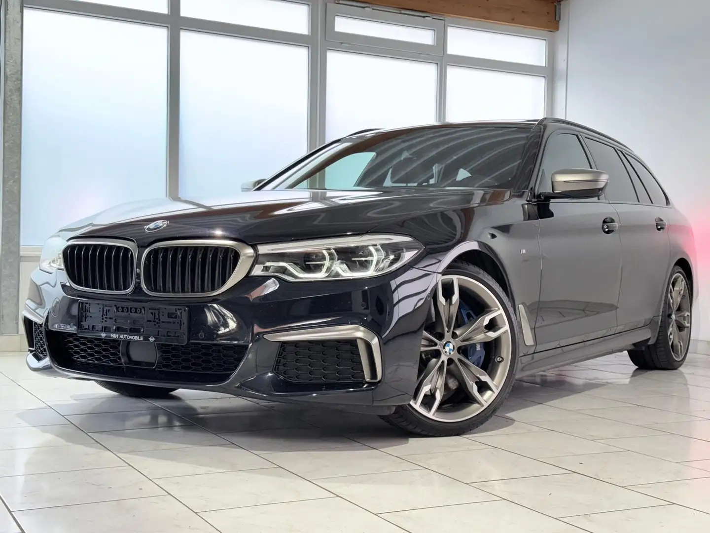 BMW 550 d xDrive M-Sport-Pano/ACC/Sitzlüft/360/LED Schwarz - 1