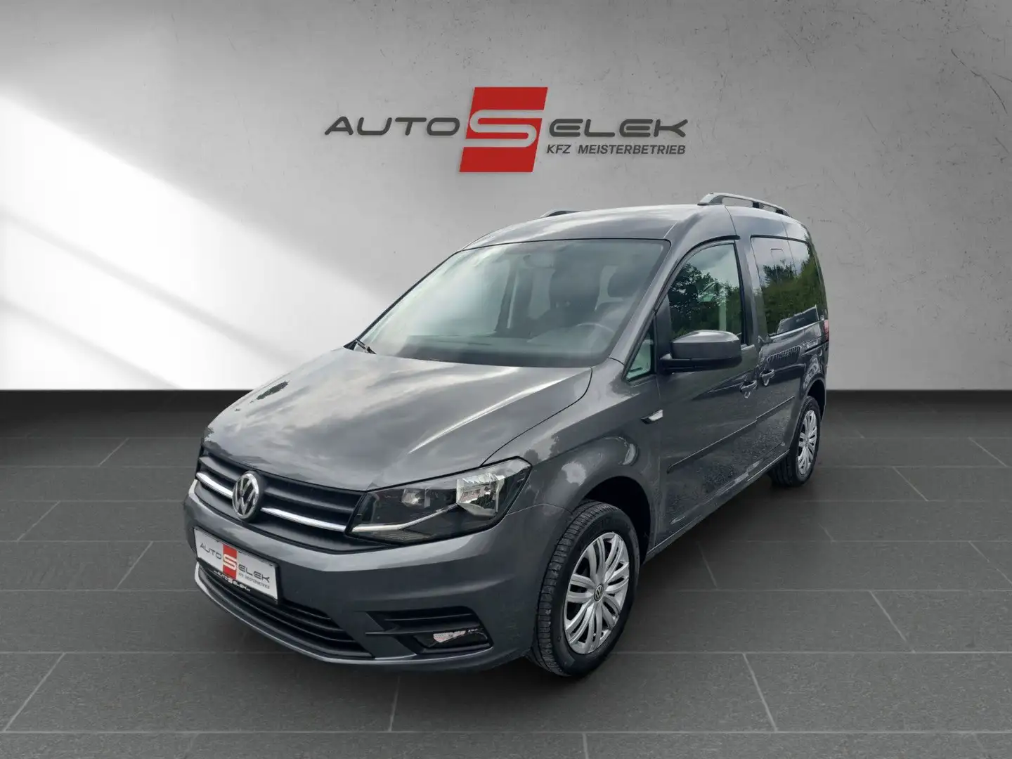Volkswagen Caddy PKW Trendline BMT/AUTOMATiK/NAViGATiON Grau - 1
