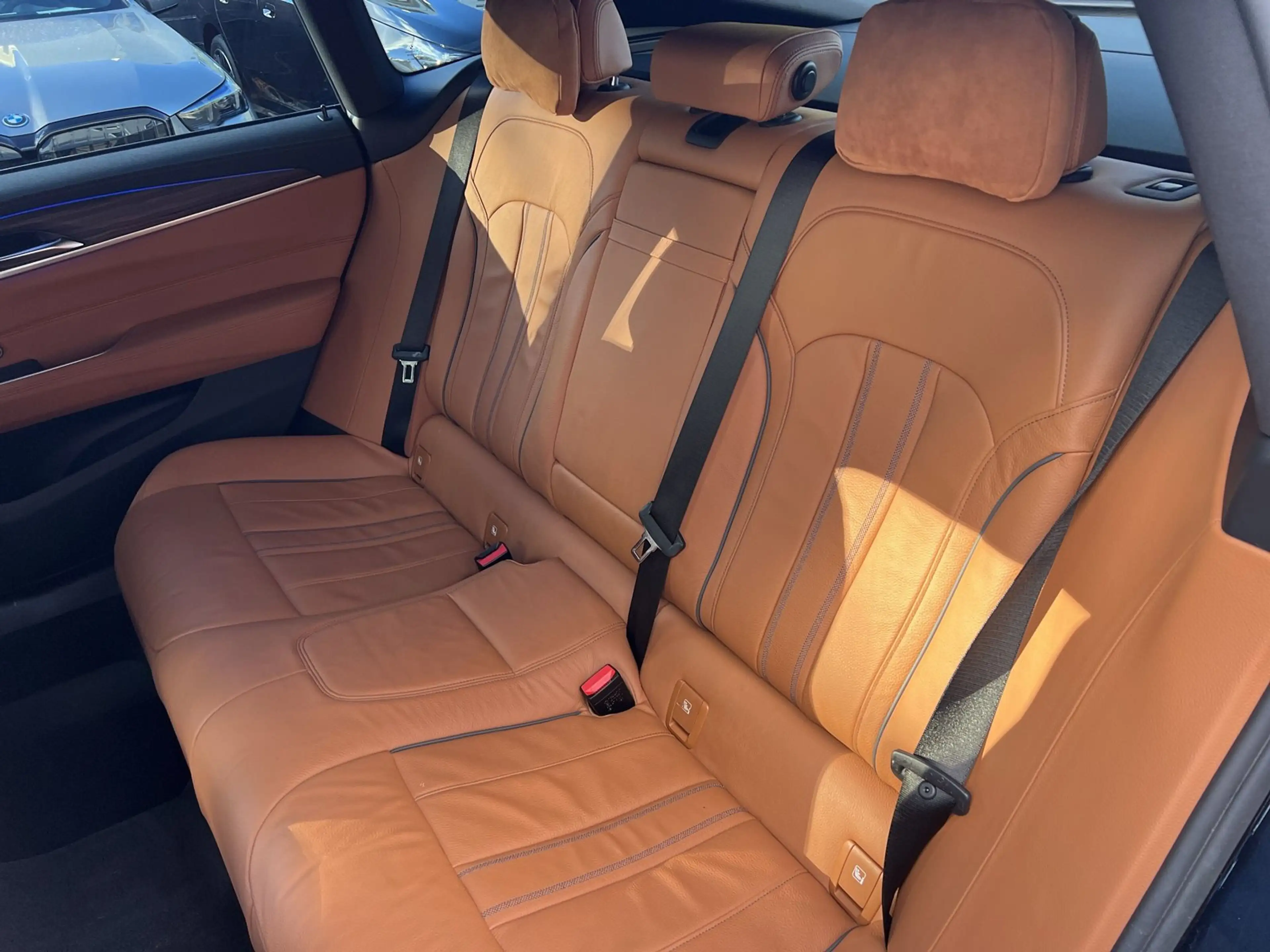 BMW 640 i xDrive M Sportpaket HK HiFi Laser — photo 12