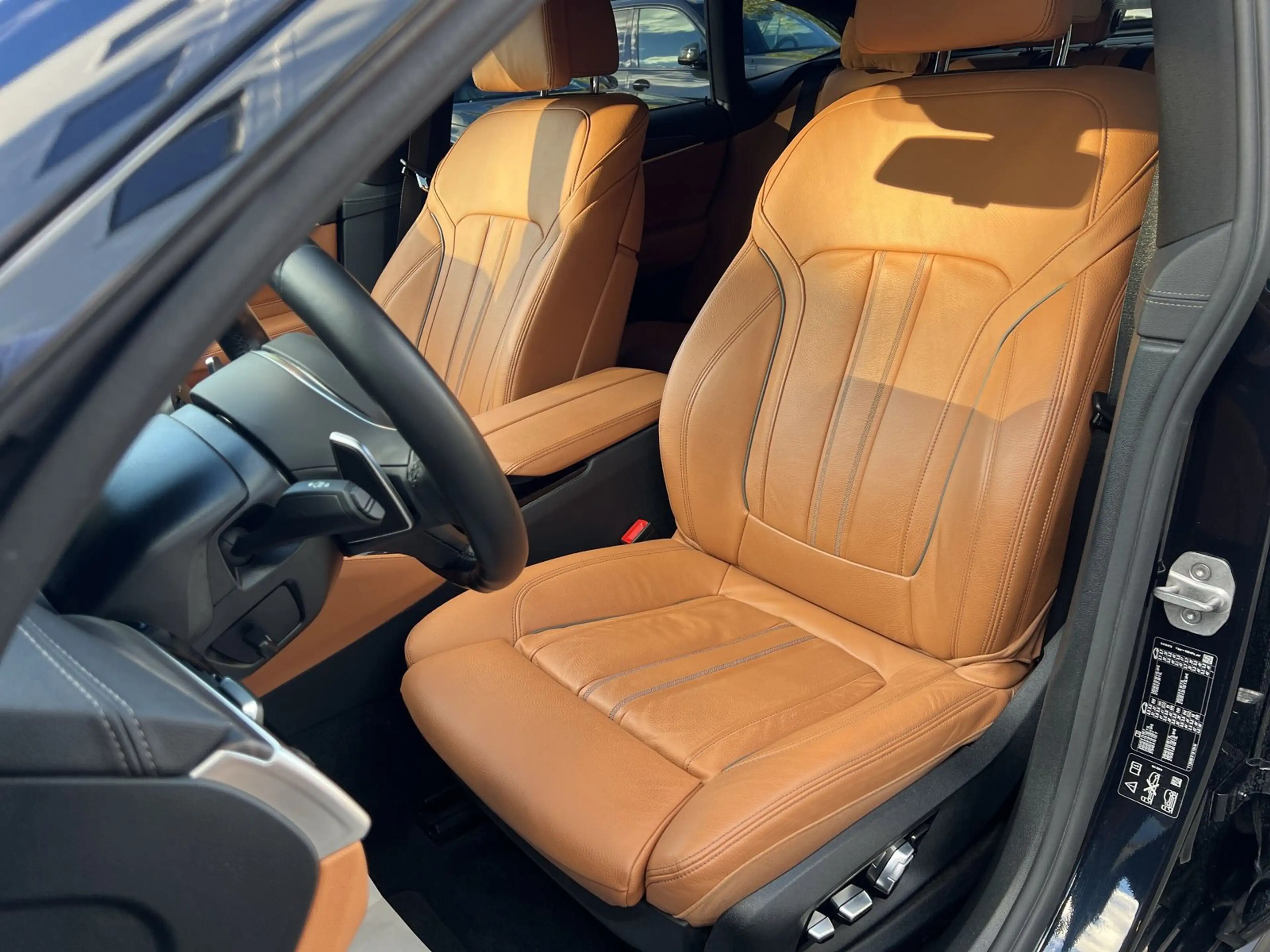 BMW 640 i xDrive M Sportpaket HK HiFi Laser — photo 9