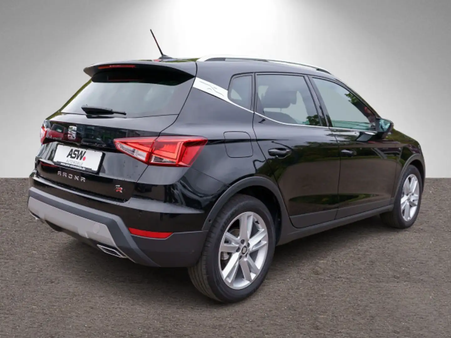 SEAT Arona FR-Line 1.0TSI 6-Gang Navi LED VC ACC RFK Noir - 2