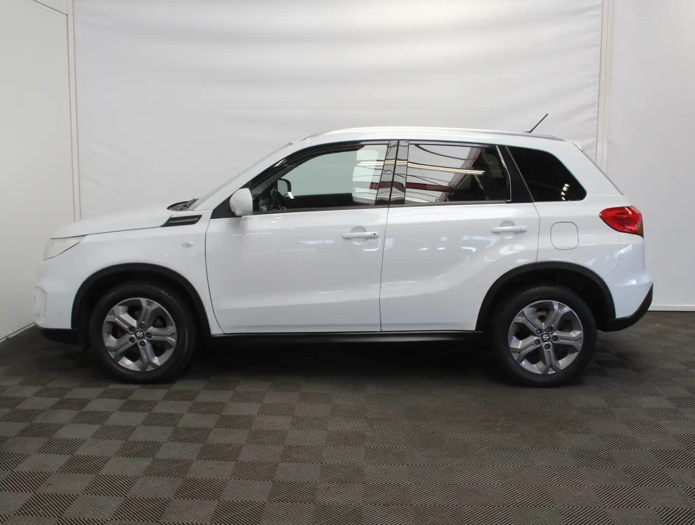 Suzuki Vitara 1.6 Exclusive CRUISE | CLIMATE | CAMERA | AFNTREKH Bianco - 2