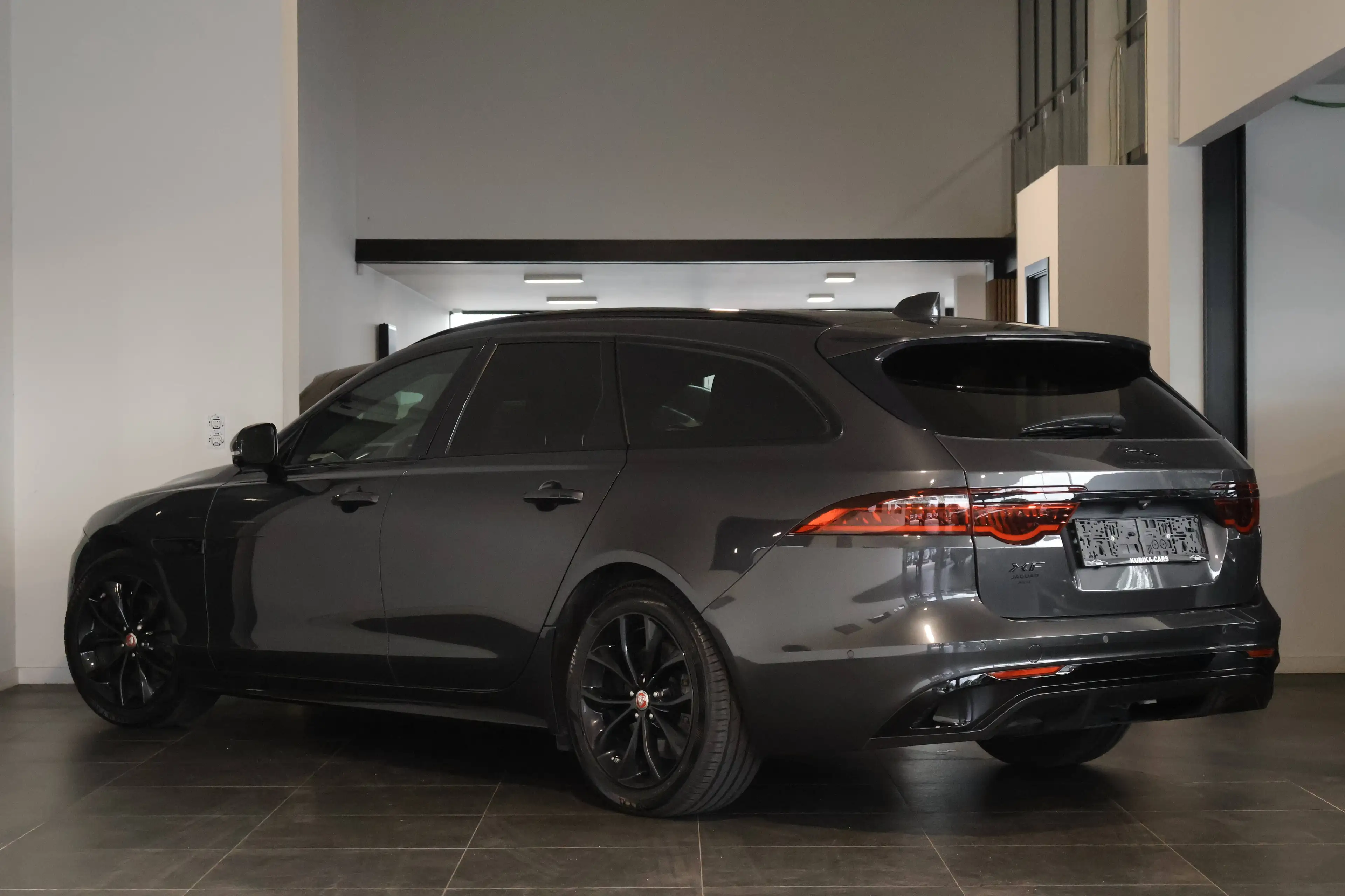 Jaguar XF XF Sportbrake 2.0 D D200 R-Dynamic LijnA Camera Garantie * — photo 3