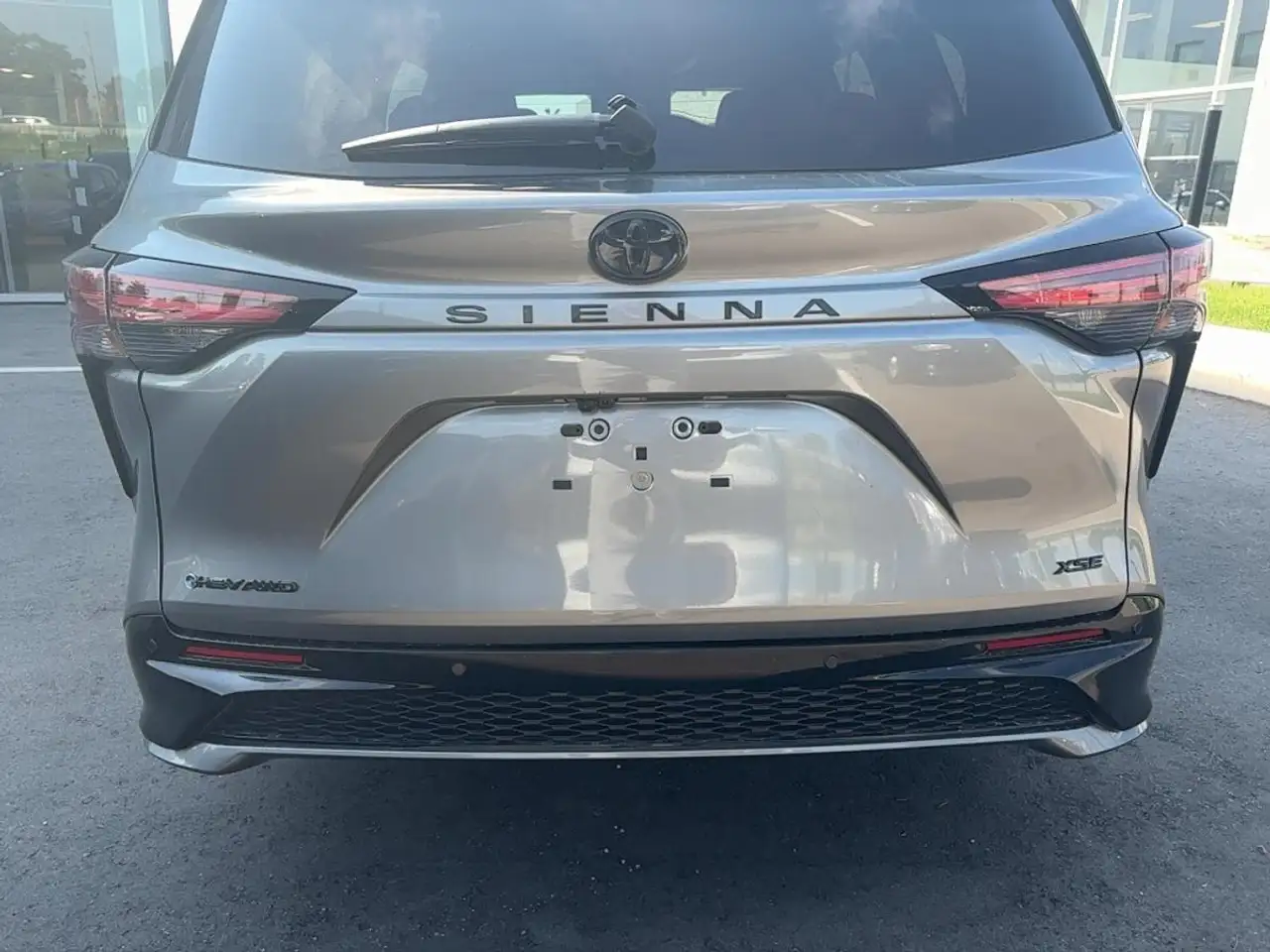 Toyota Sienna photo Toyota Sienna