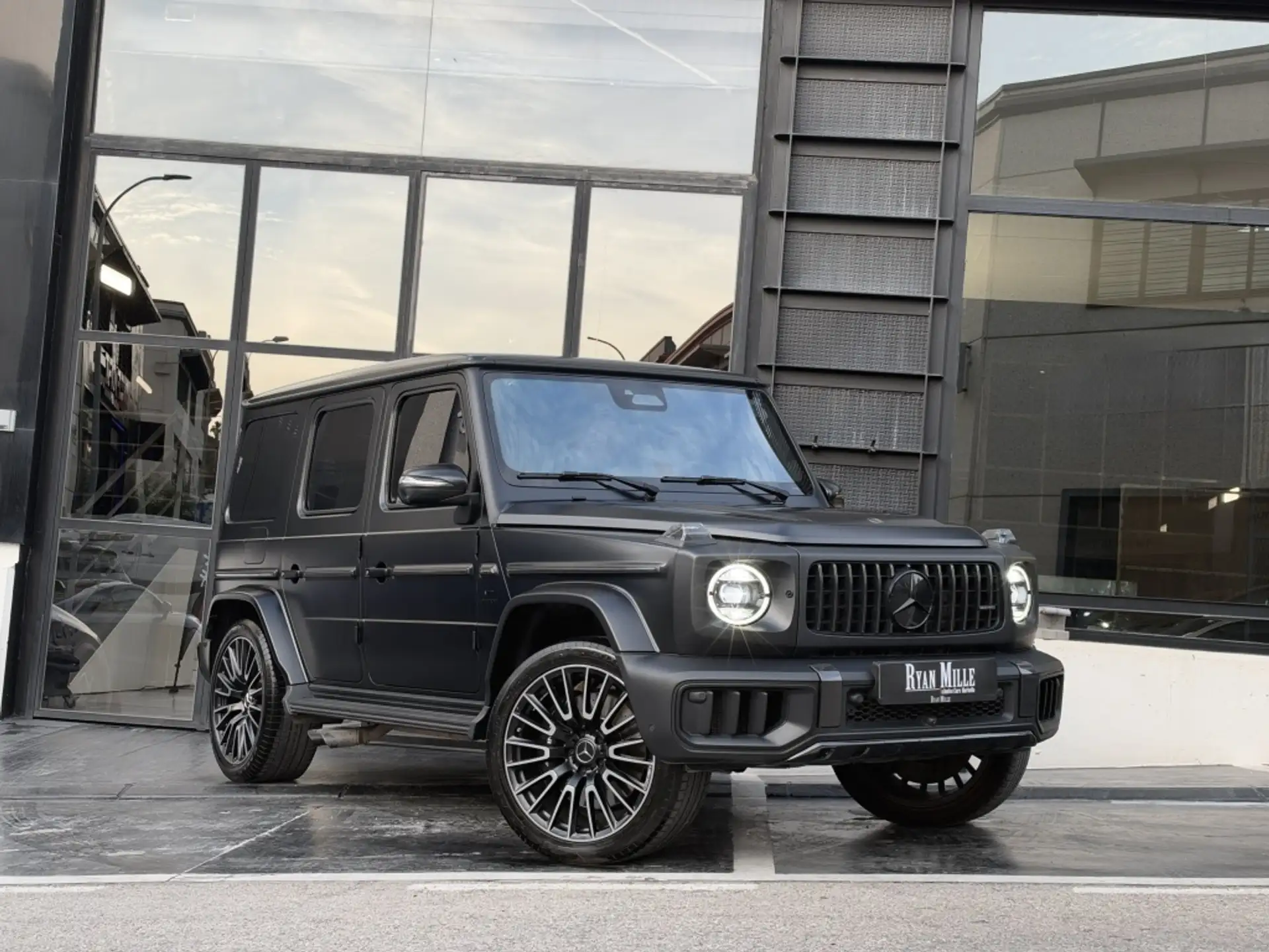 벤츠 G-Class G 63 AMG 2025 검정 사진 1
