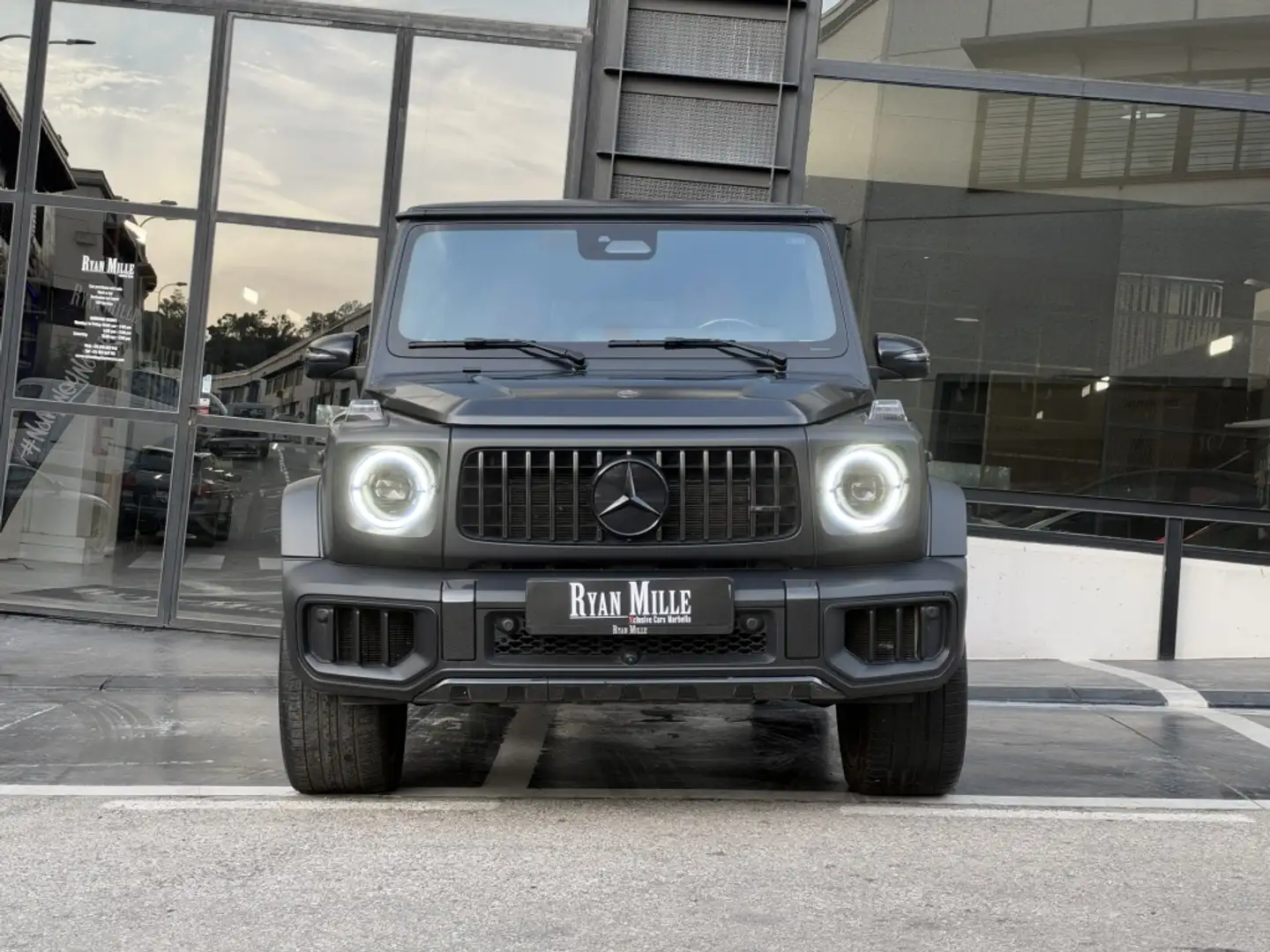 Mercedes-Benz G 63 AMG 4Matic 9G-Tronic Negro - 2