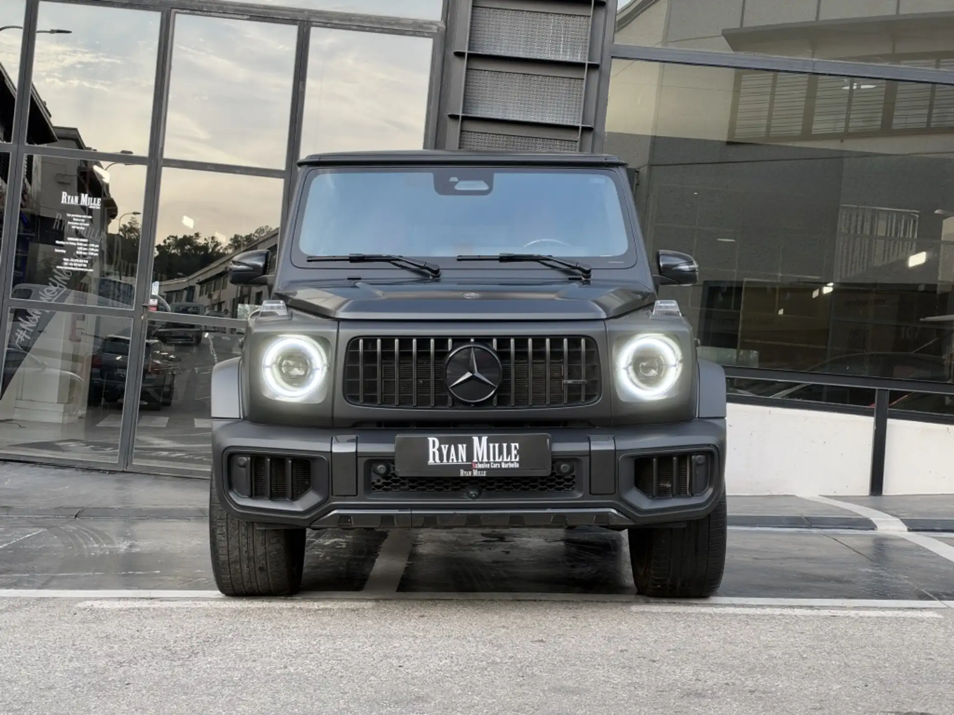 벤츠 G-Class G 63 AMG 2025 검정 사진 2