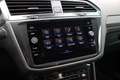 Volkswagen Tiguan 2.0 TSI R-line Black Style Leer Pano 4motion Grijs - thumbnail 31