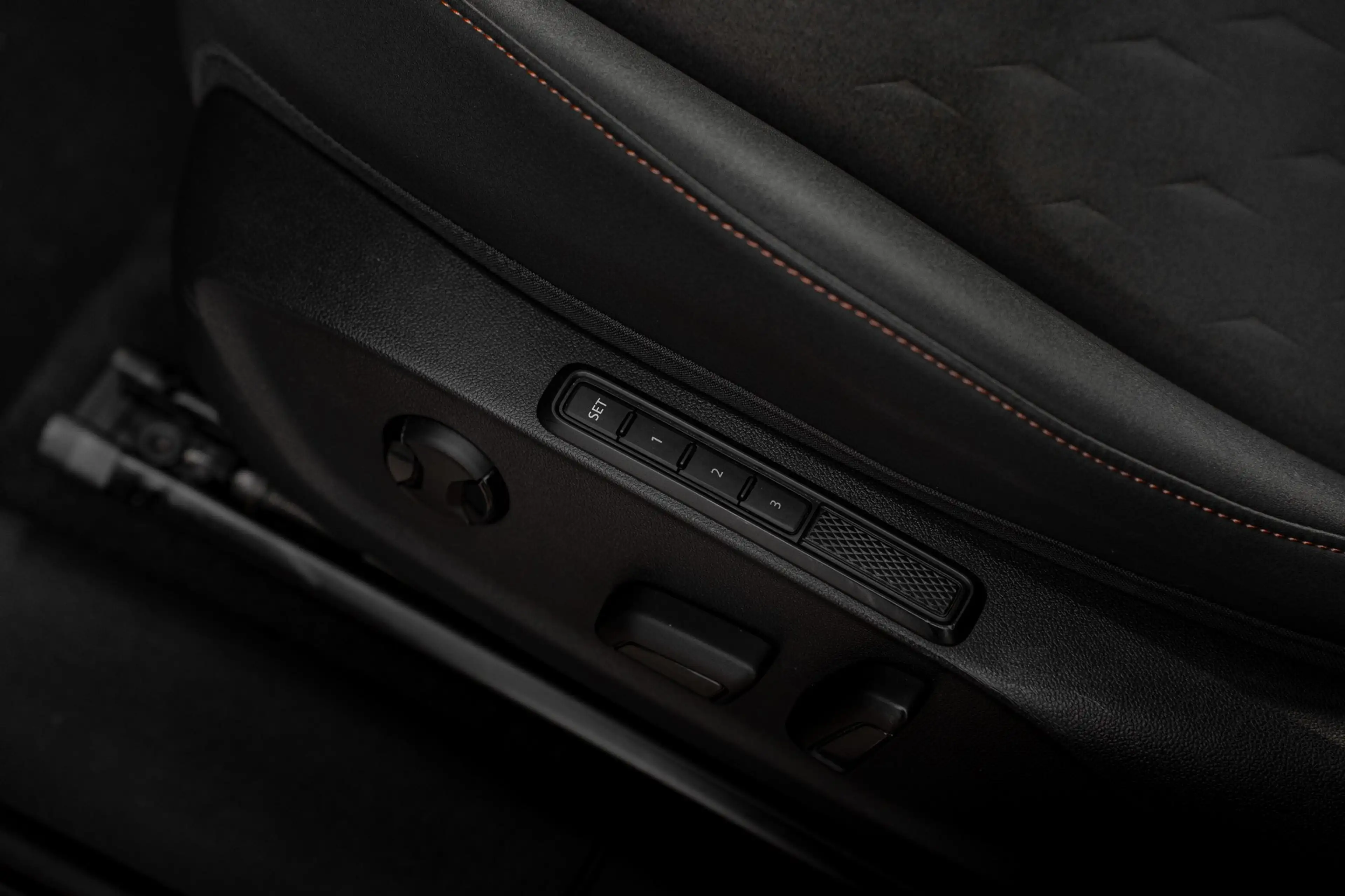 CUPRA Terramar 1.5 TSI e-Hybrid 272pk VZ Performance | Panoramada — photo 15