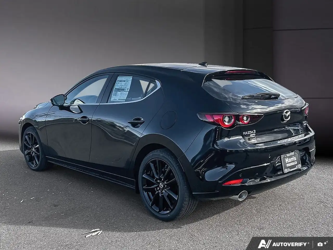 Mazda 3 снимка Mazda 3