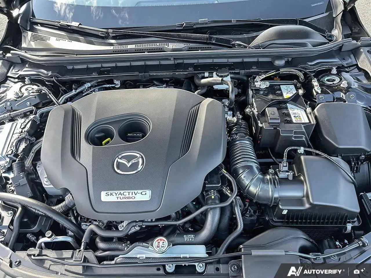 Mazda 3 снимка Mazda 3