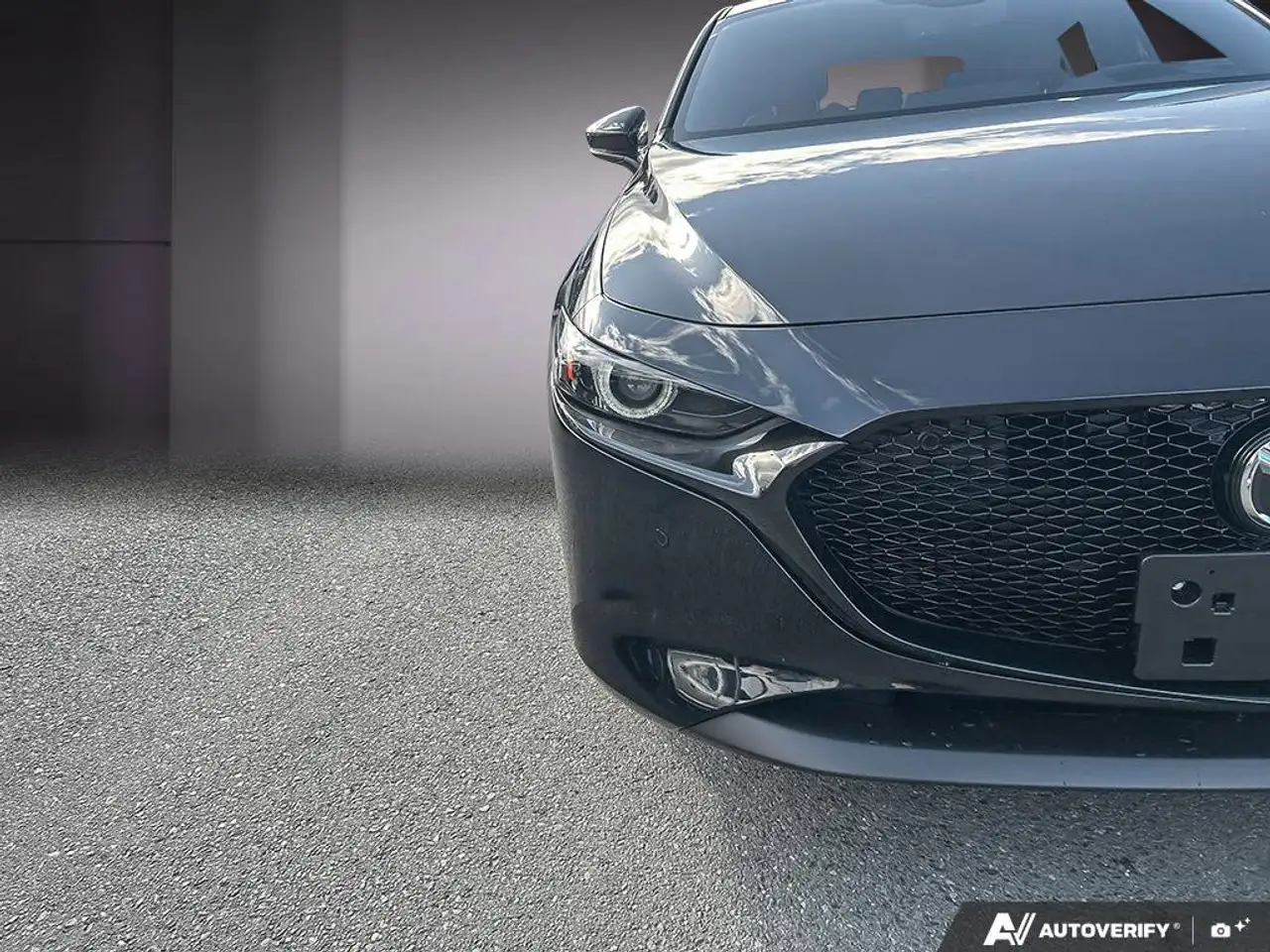 Mazda 3 снимка Mazda 3