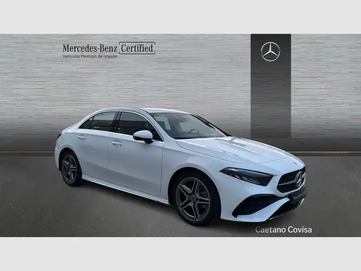 Mercedes-Benz Clase A A 200 d 2.0 Sedán 2025, foto 3