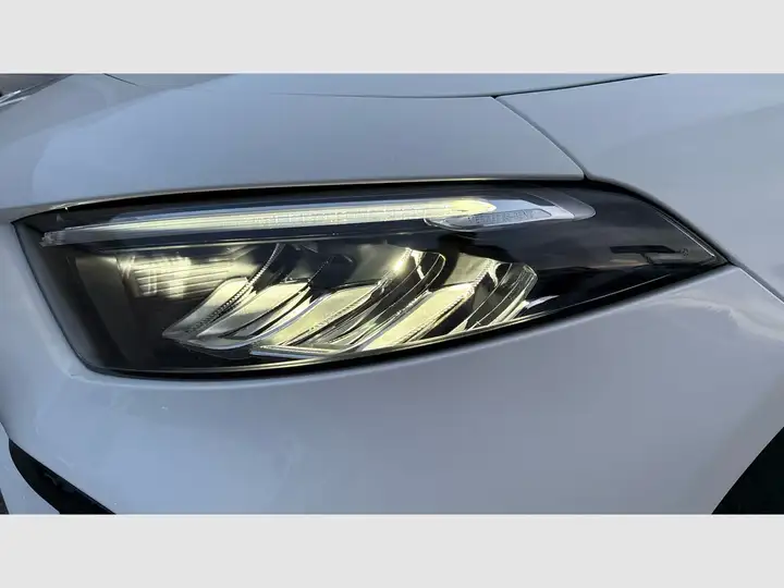 Mercedes-Benz Clase A A 200 d 2.0 Sedán 2025, foto 14