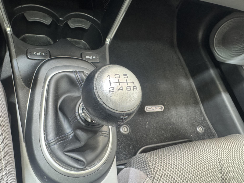 Honda CR-Z 1.5 i-Vtec IMA GT — photo 13