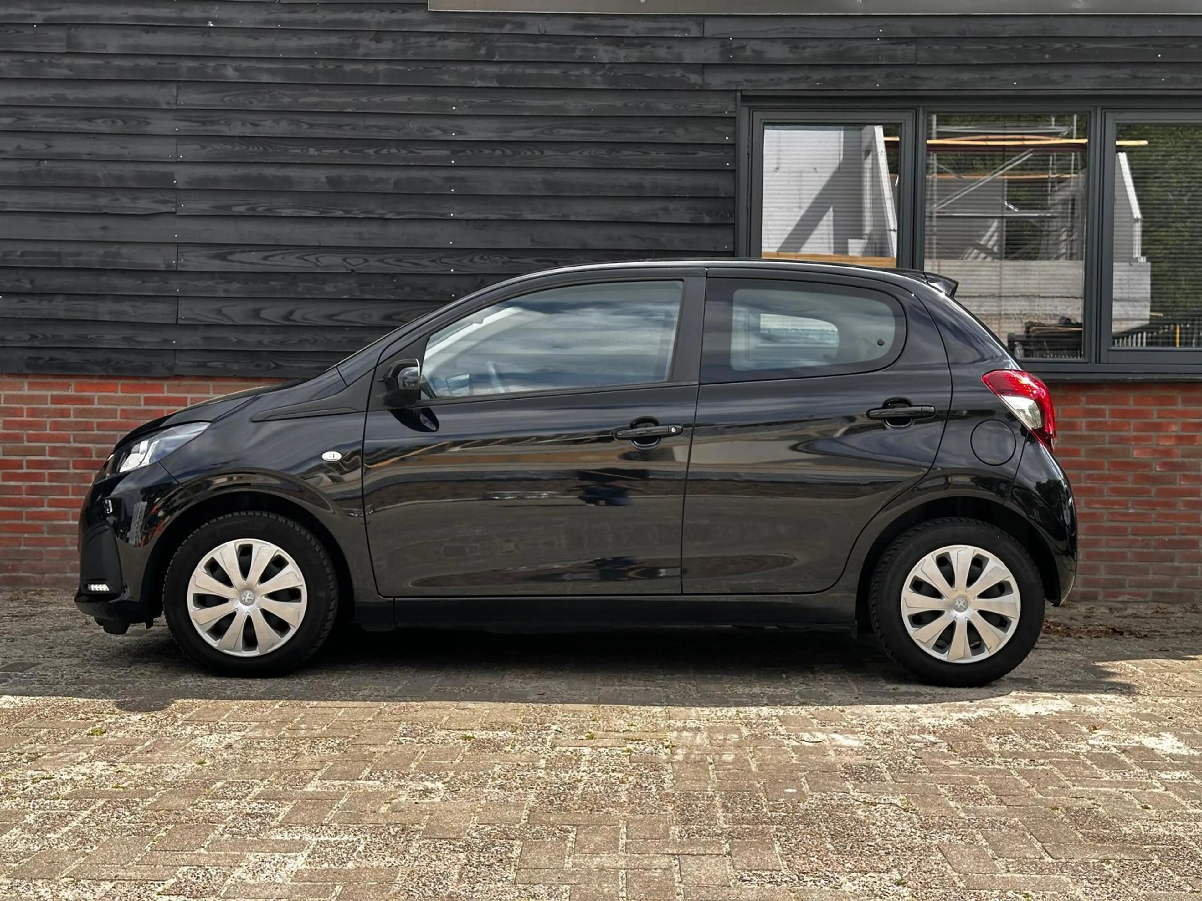 Peugeot 108 1.0 e-VTi l APK NOV 2027 — photo 7