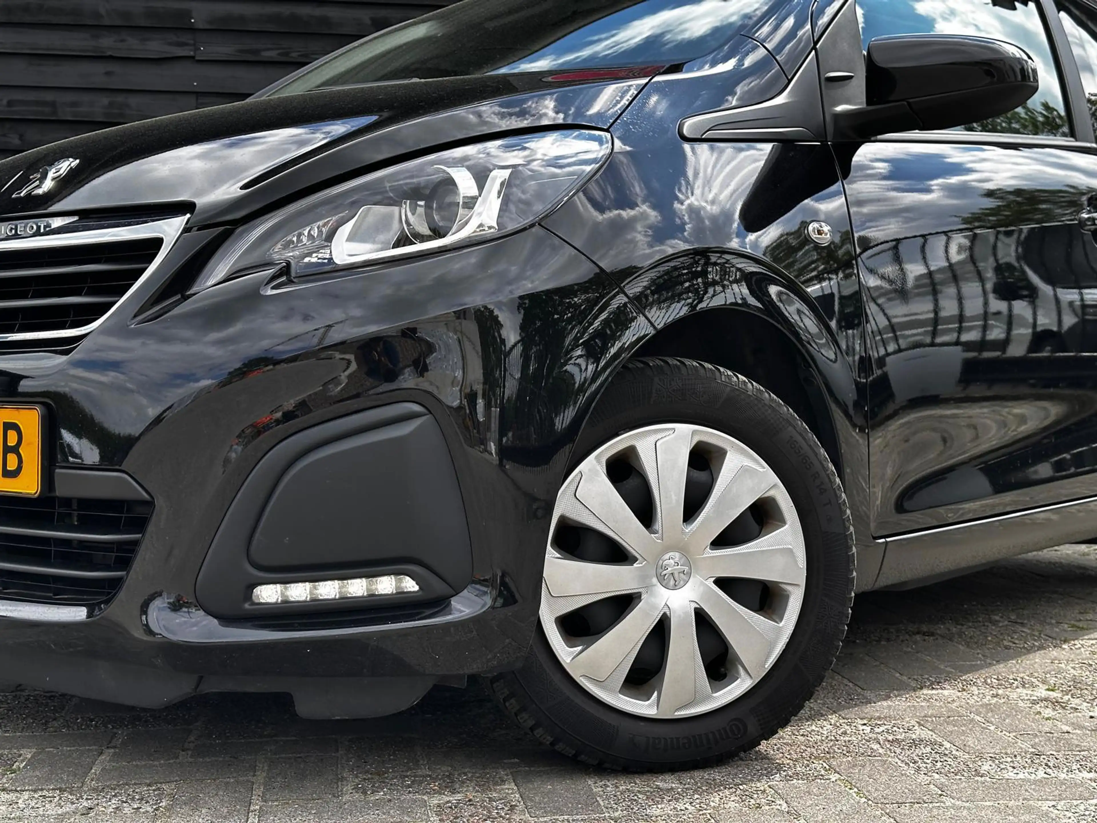 Peugeot 108 1.0 e-VTi l APK NOV 2027 — photo 9
