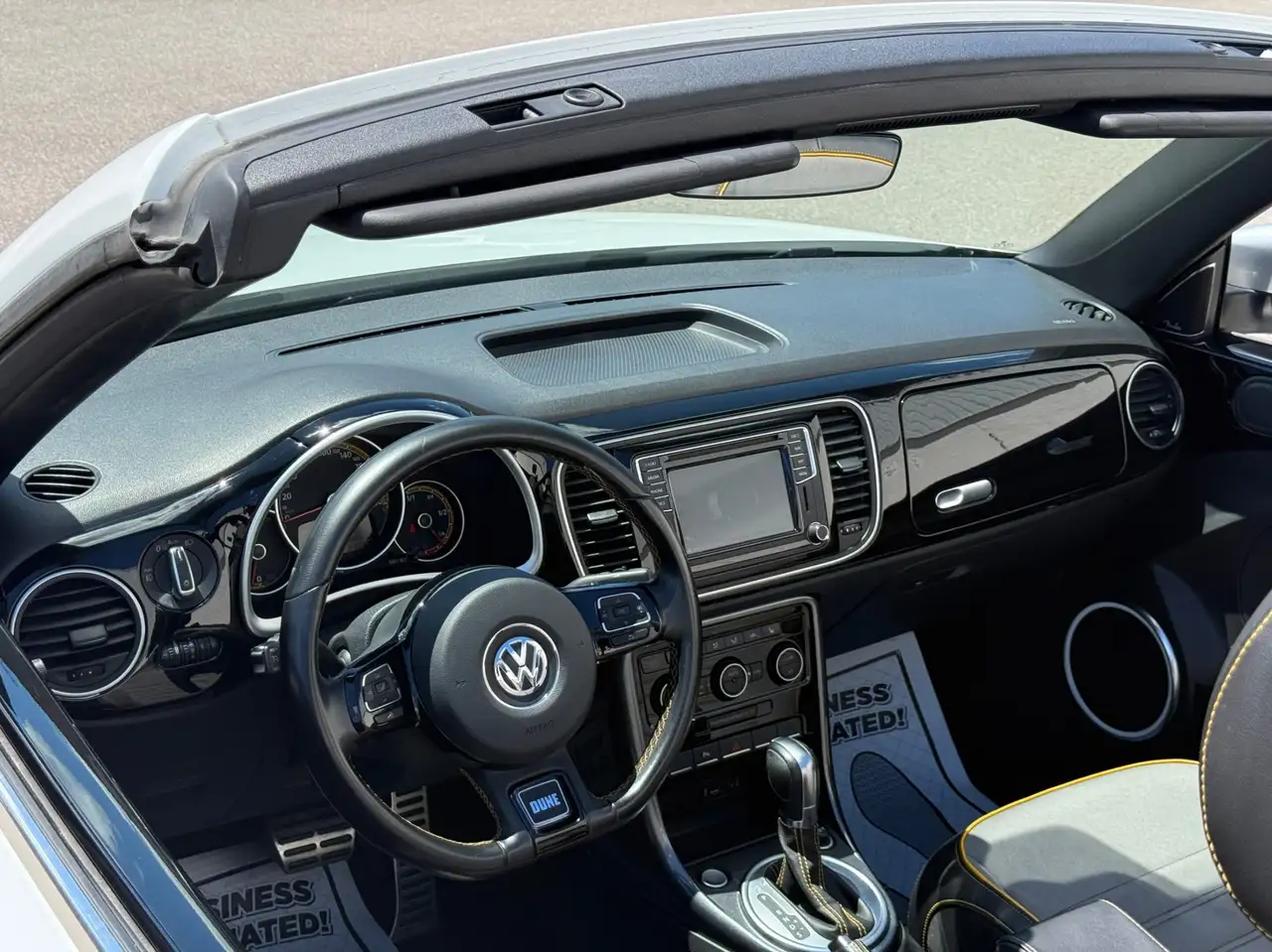 Volkswagen Beetle photo Volkswagen Beetle