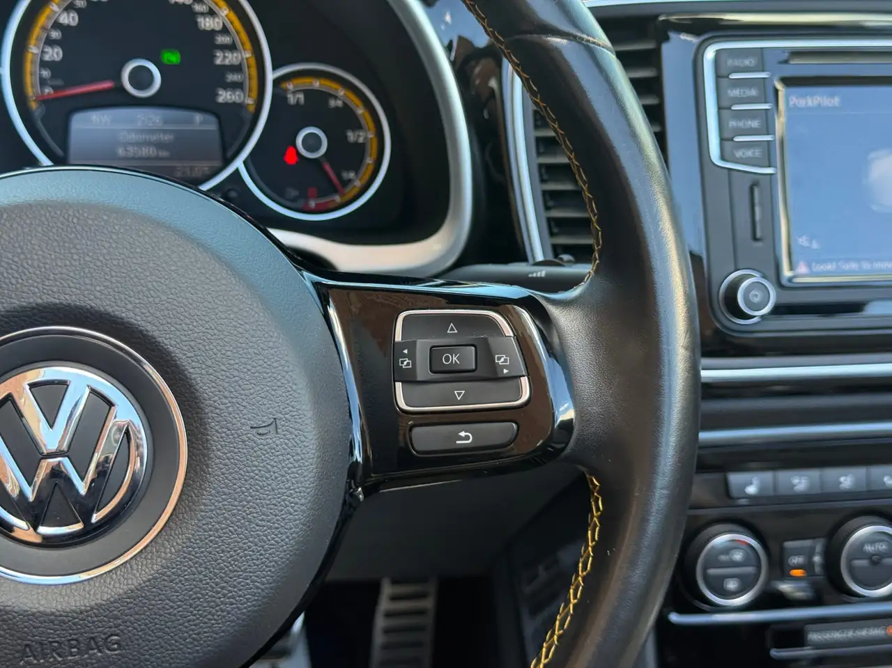 Volkswagen Beetle photo Volkswagen Beetle