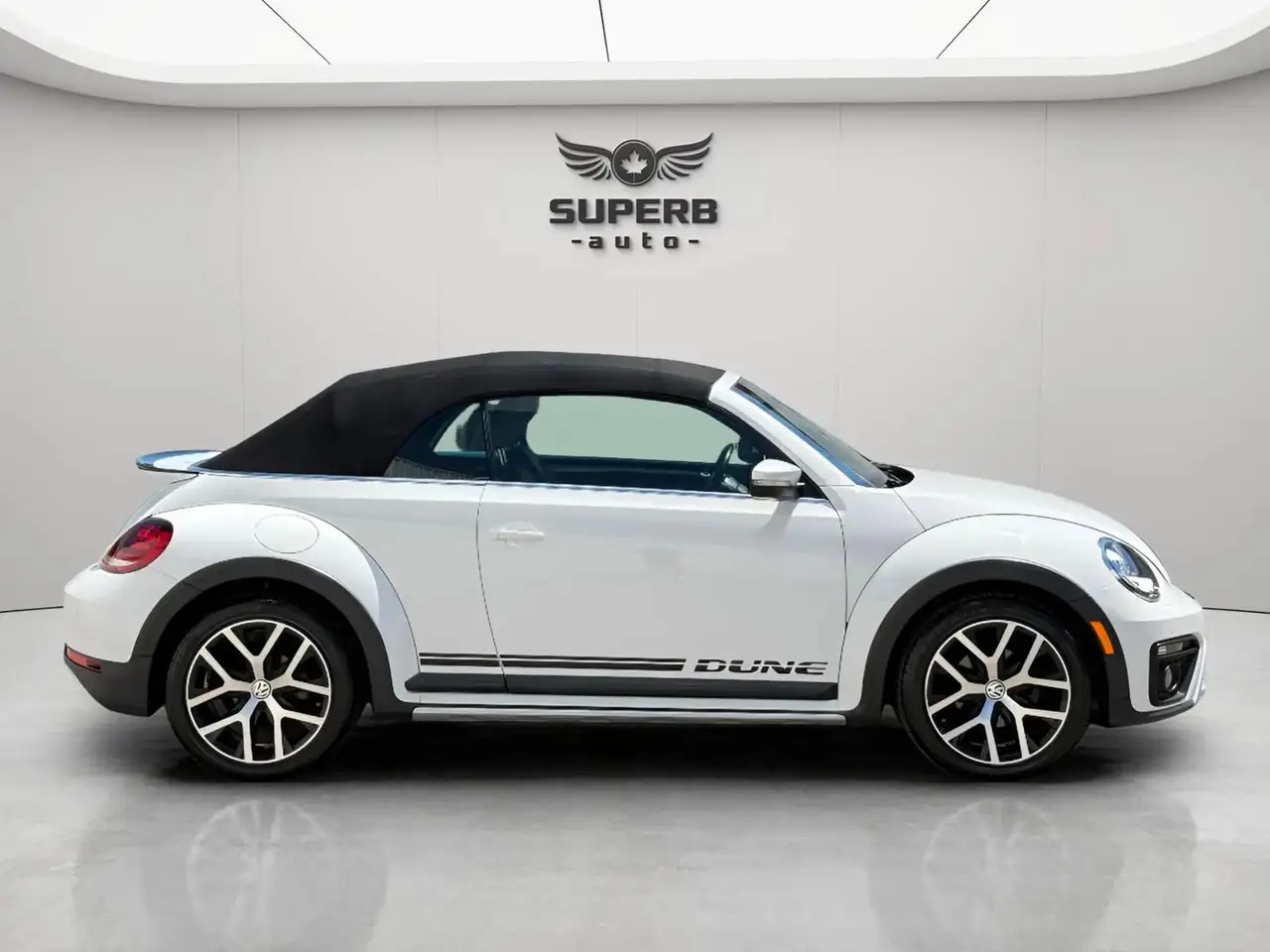 Volkswagen Beetle photo Volkswagen Beetle