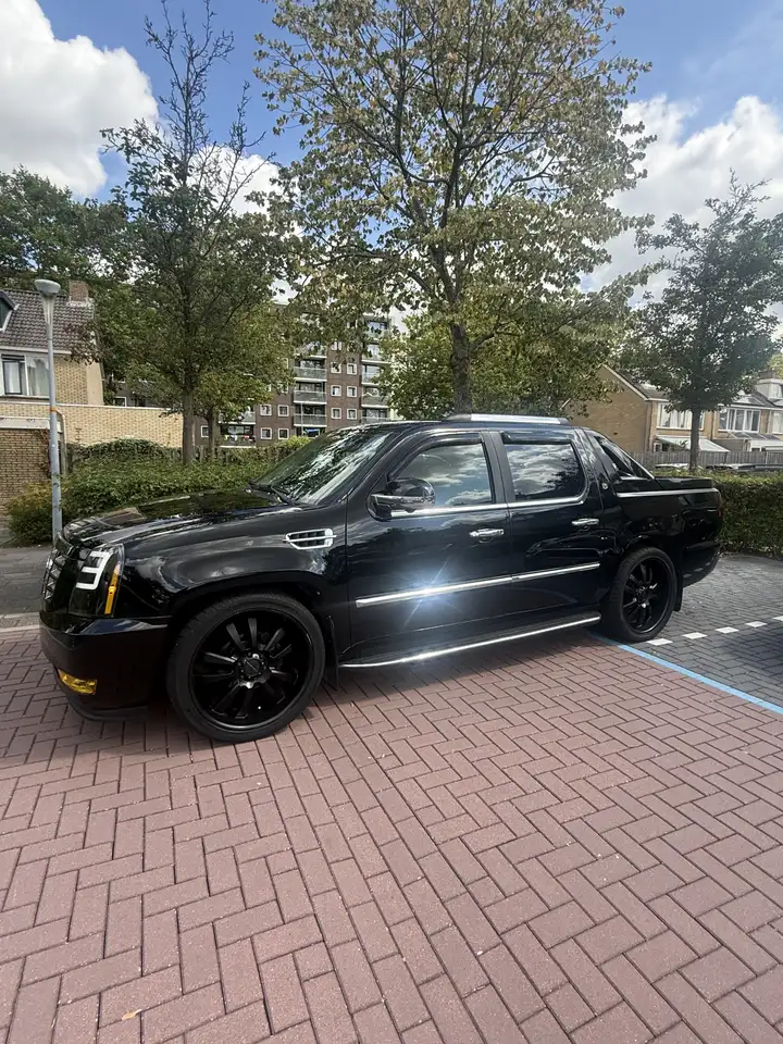 Cadillac Escalade